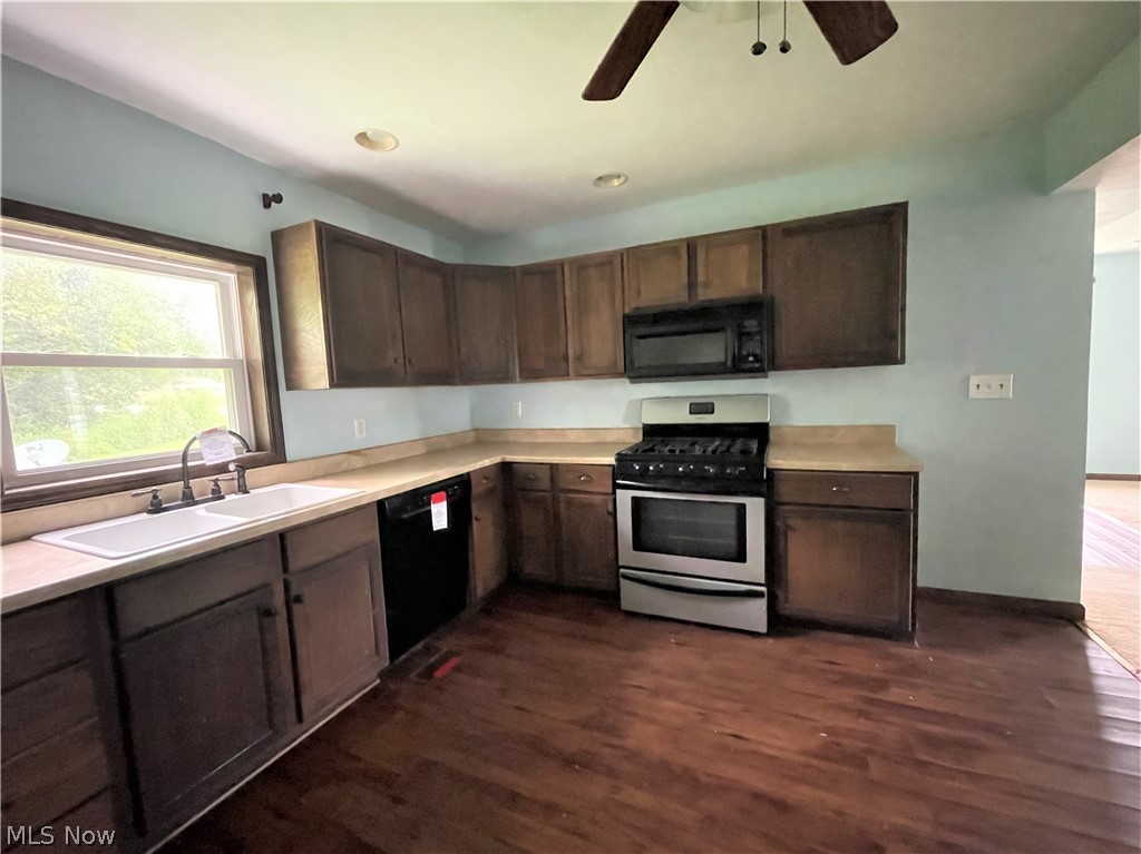 55 Bells Run Road Newport, OH 45768 - Photo 9 of 18 Kitchen
