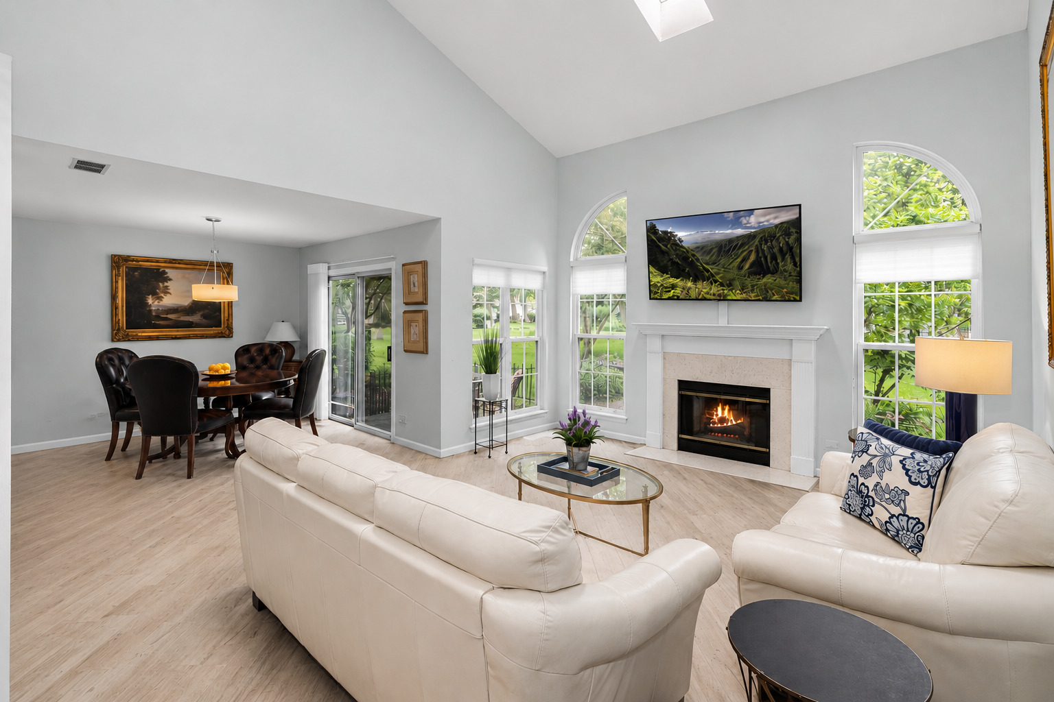 1143 Coldspring Road Elgin, IL 60120 - Photo 4 of 26