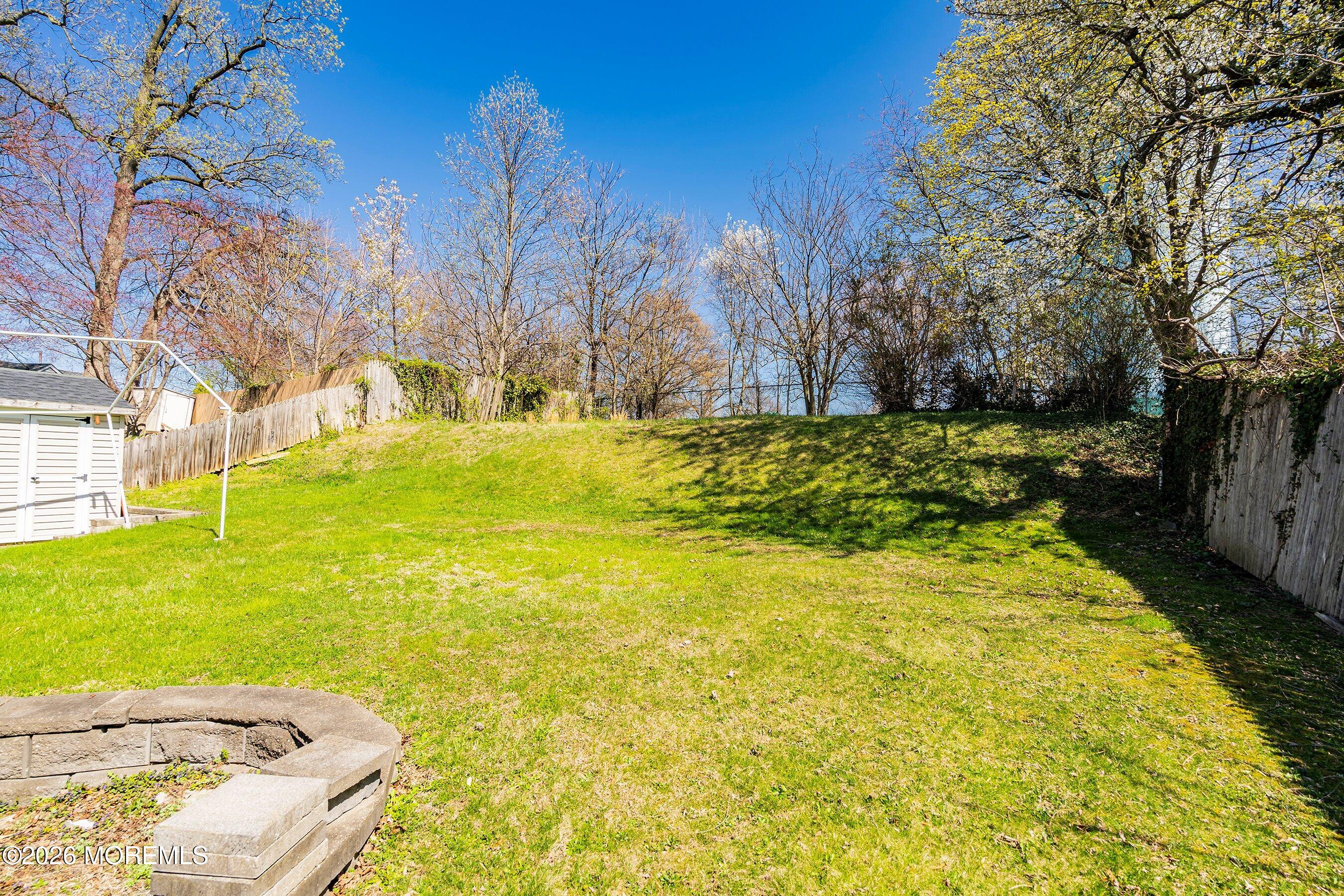 817 Shore Concourse Keyport, NJ 07735 - Photo 12 of 12 14-Backyard