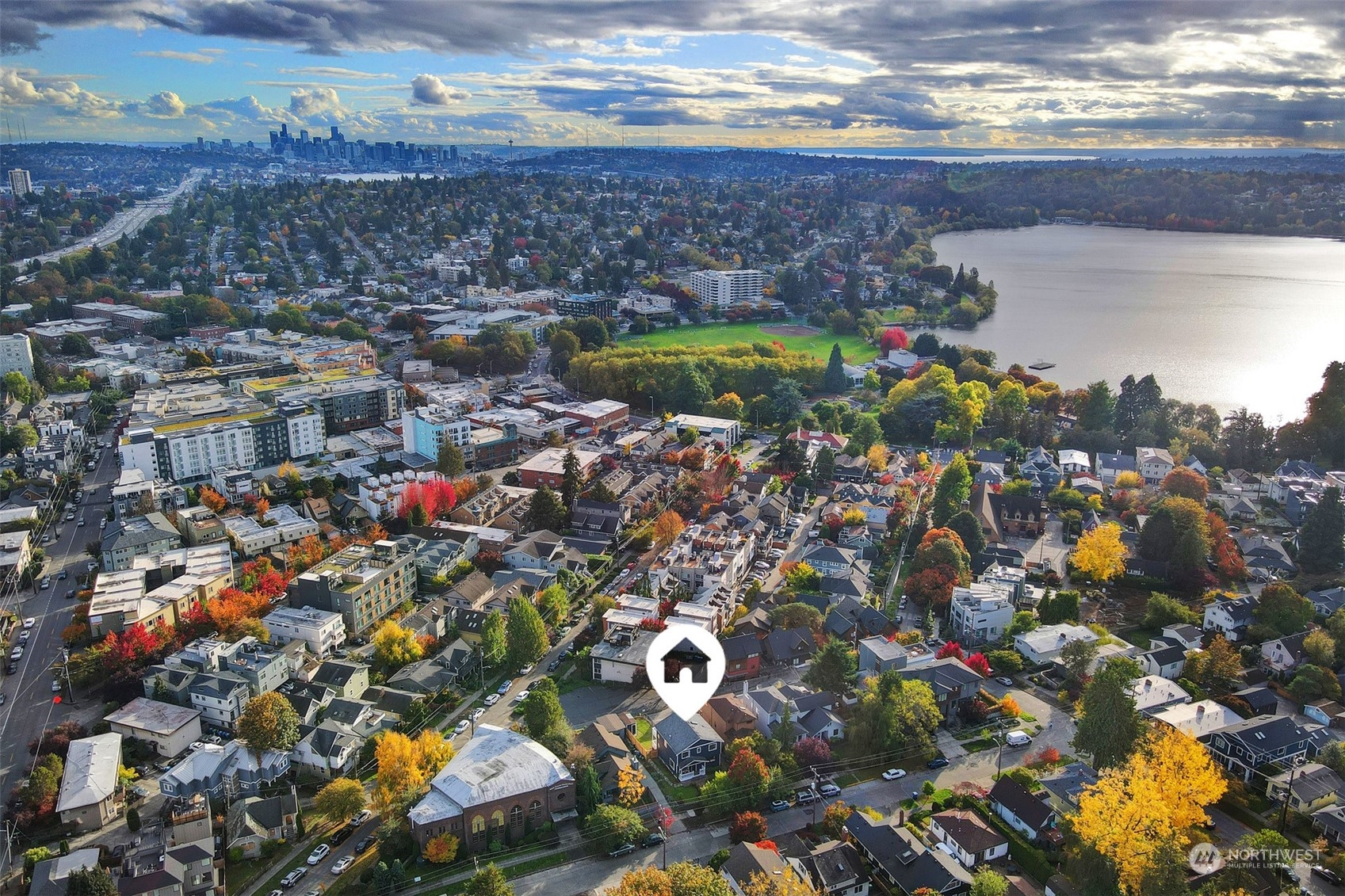 323 Northeast 76th Street Seattle, WA 98115 - Photo 33 of 33 a view of a city