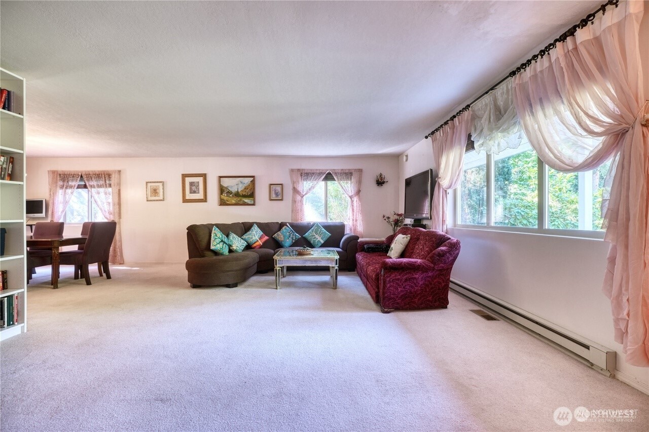 1857 Washington Drive Point Roberts, WA 98281 - Photo 6 of 38 a living room with furniture and a window