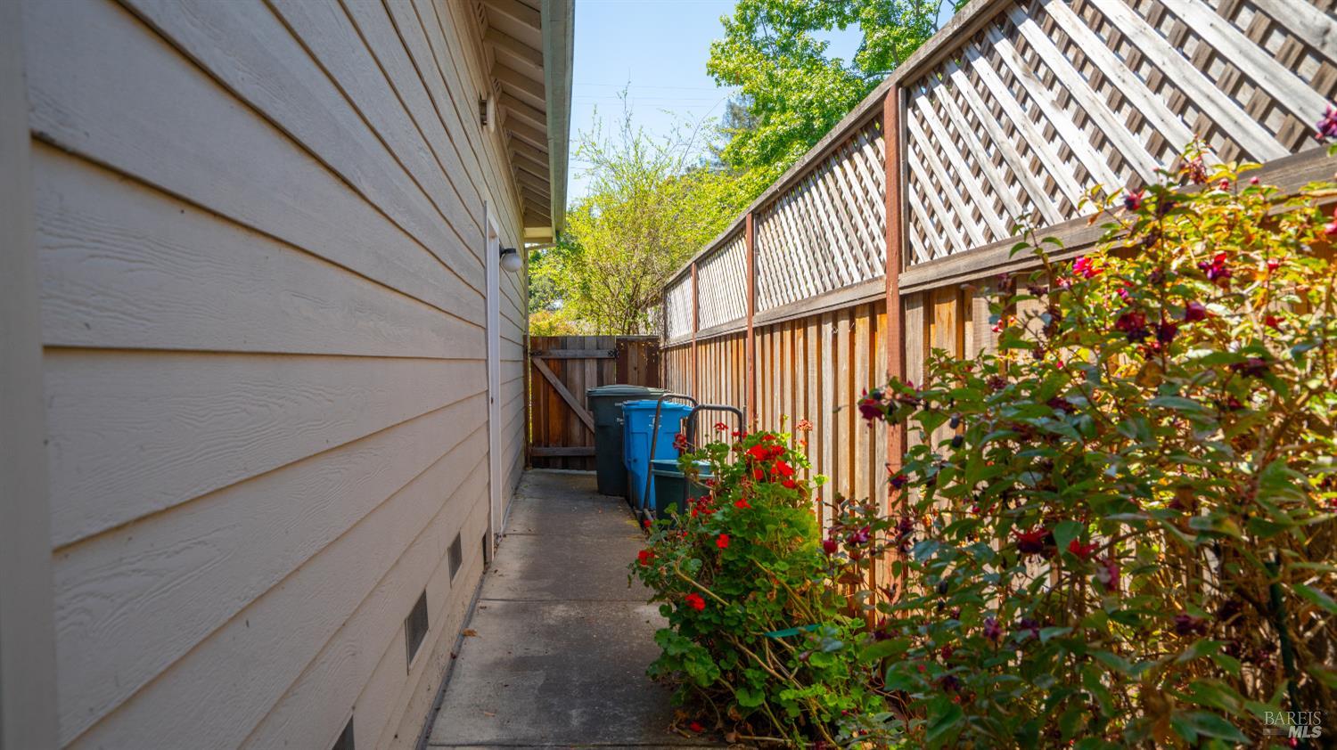 950 Wright Street Santa Rosa, CA 95404 - Photo 33 of 34 Gallery Image 33