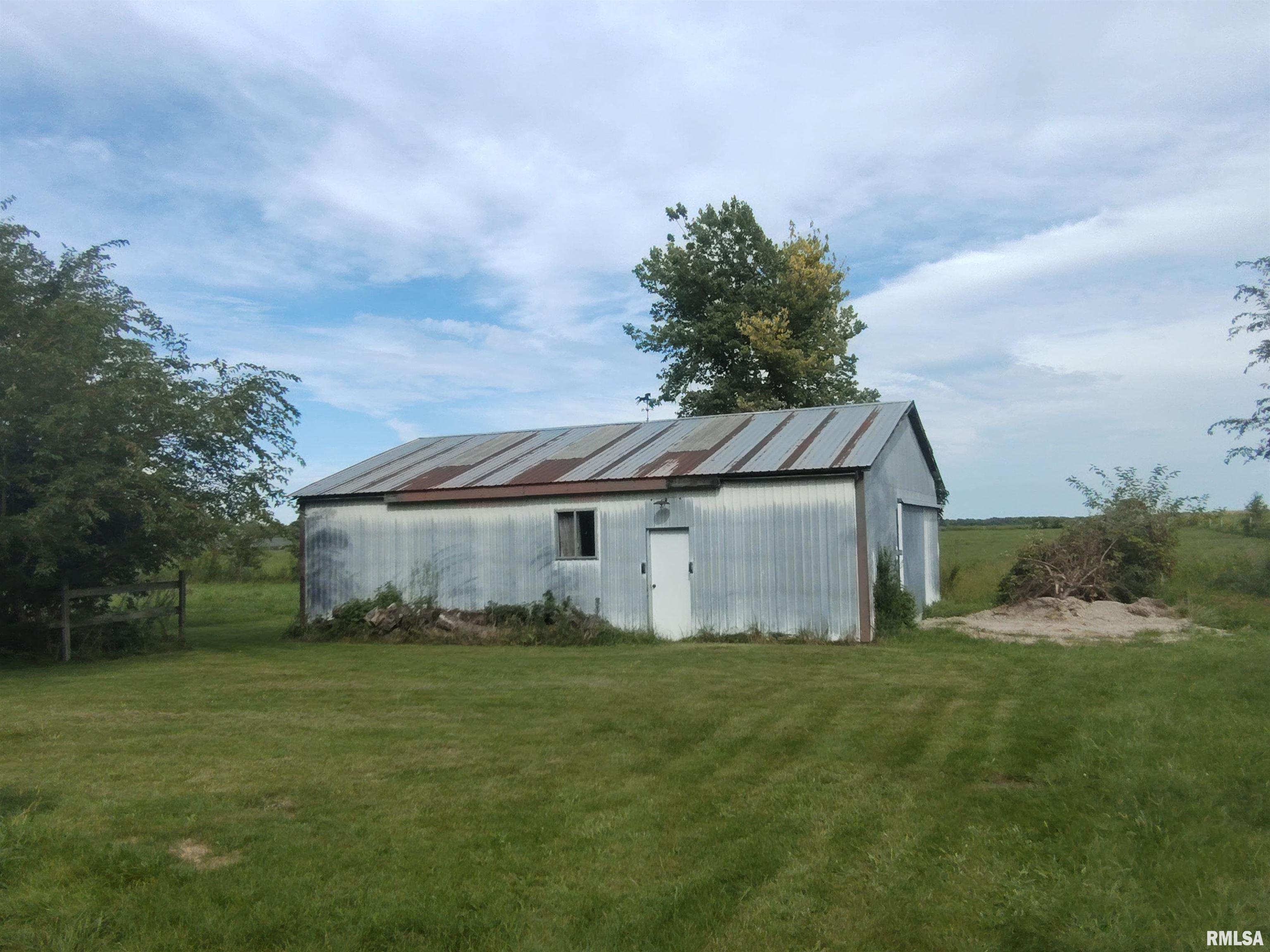 10954 Knoles Road Petersburg, IL 62675 - Photo 4 of 10 Gallery Image 4