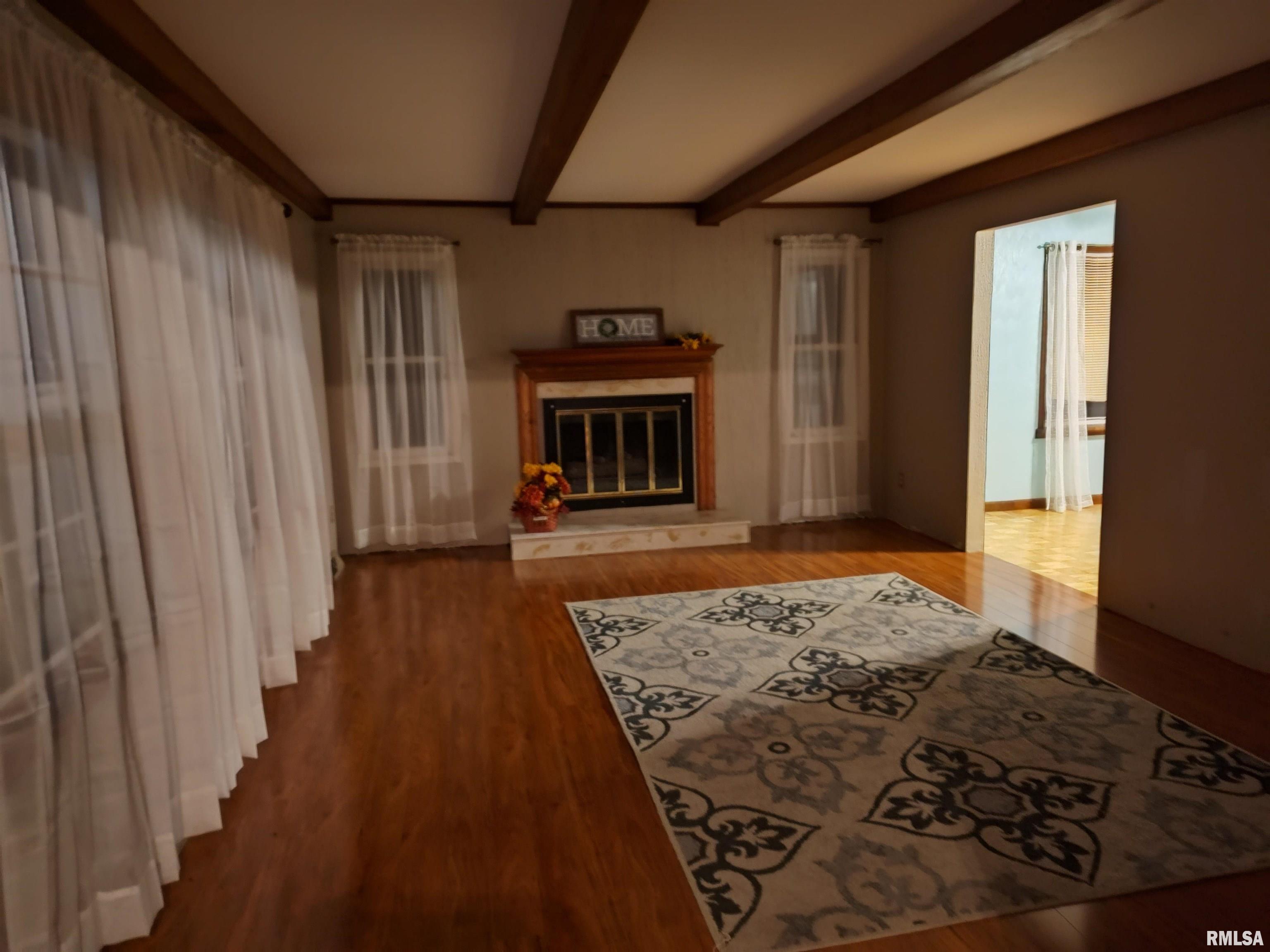 10954 Knoles Road Petersburg, IL 62675 - Photo 7 of 10 Gallery Image 7