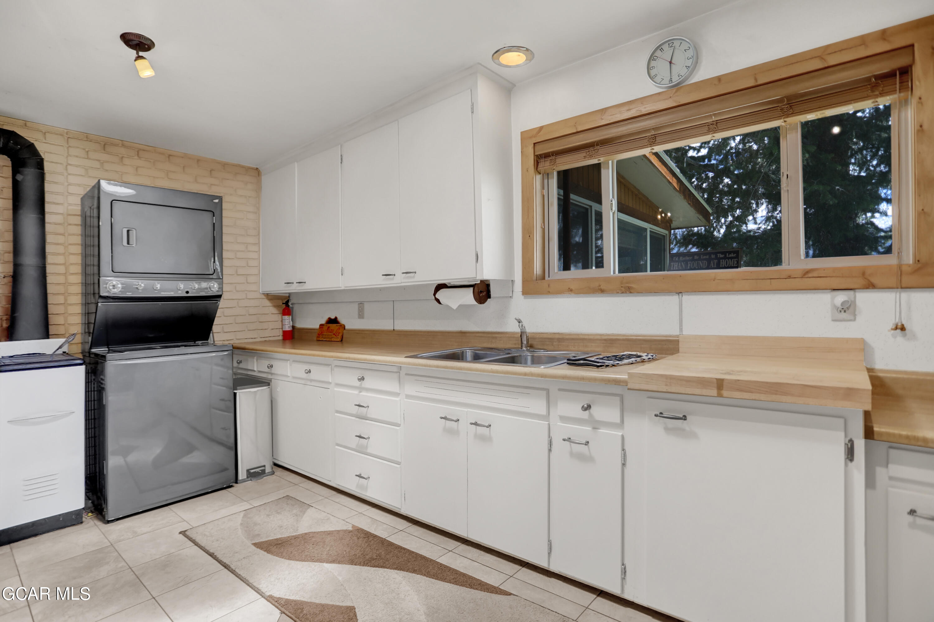 122 Gore View Road Heeney, CO 80498 - Photo 12 of 38 Kitchen