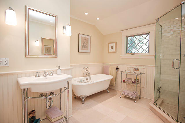 21 Old Studio Road New Canaan, CT 06840 - Photo 20 of 39 a spacious bathroom with a double vanity sink mirror and bathtub