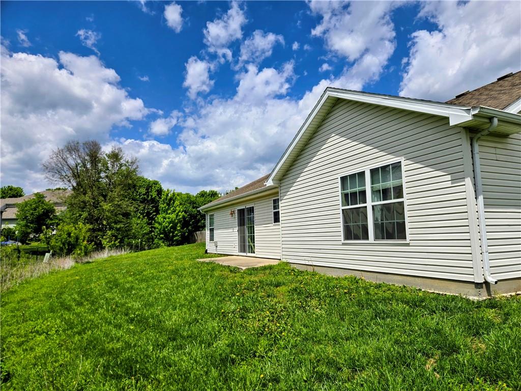1302 Cloverleaf Court Warrensburg, MO 64093 - Photo 20 of 24
