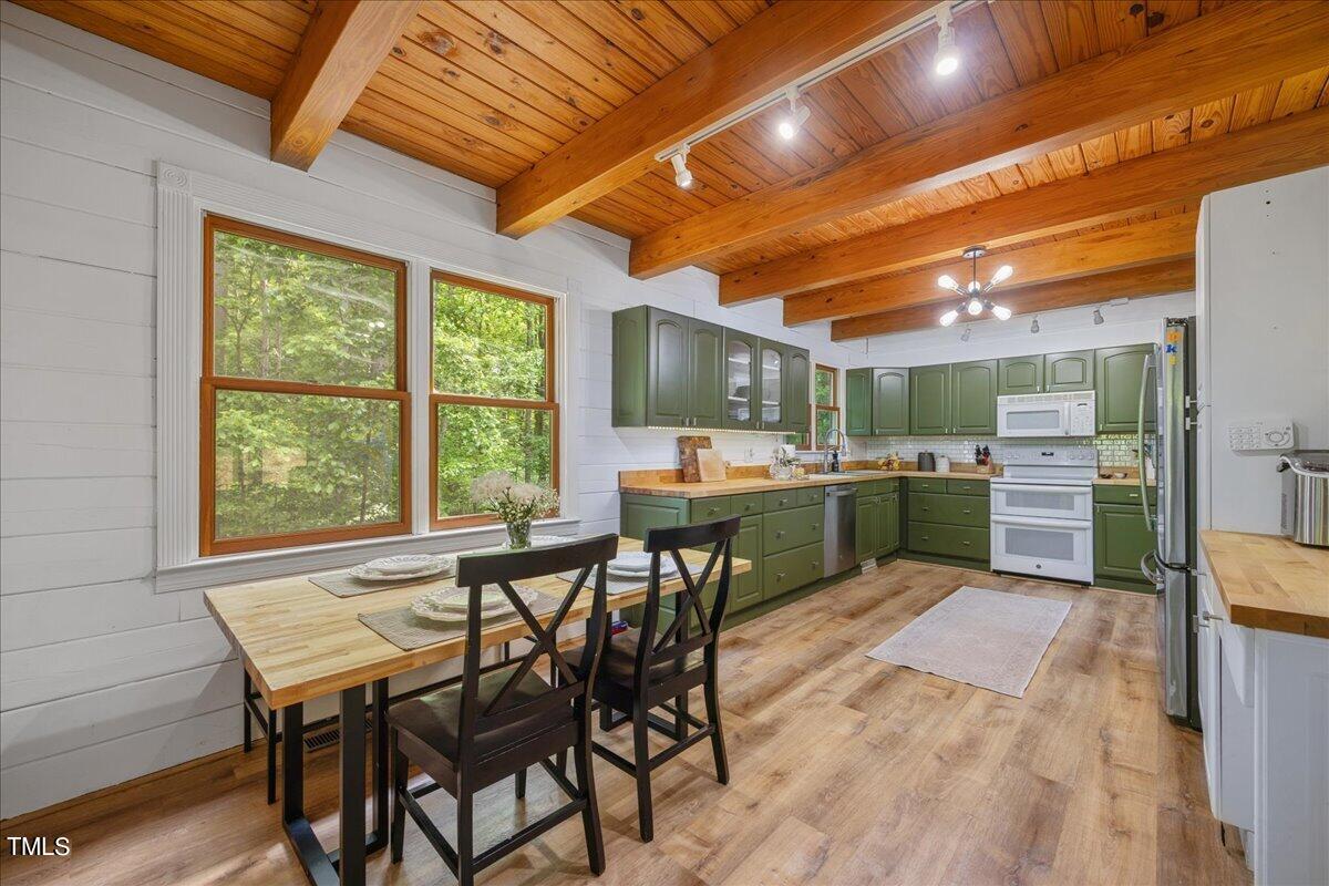 12513 Old Creedmoor Road Raleigh, NC 27613 - Photo 8 of 45 15-2A1A2324