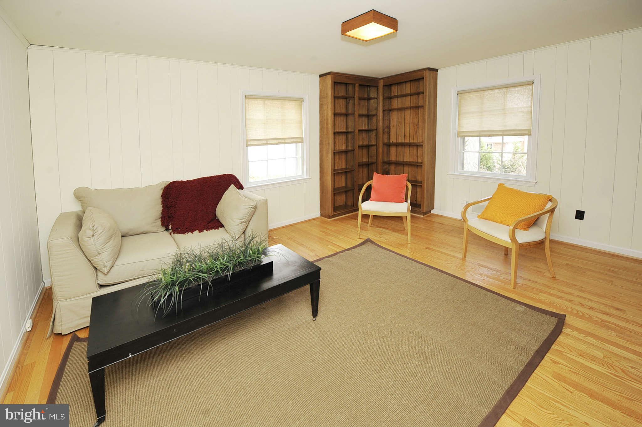 6324 Lenox Road Bethesda, MD 20817 - Photo 11 of 30 Interior (General)