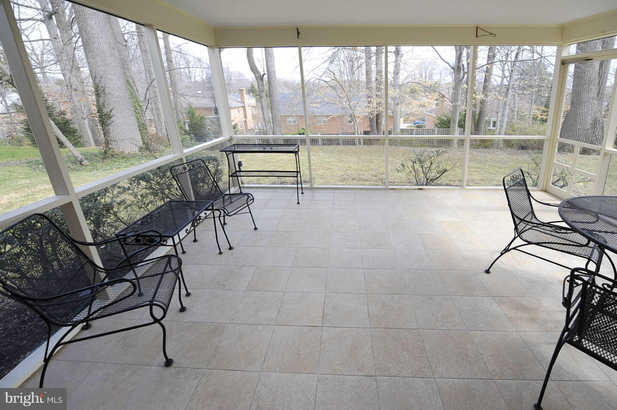 6324 Lenox Road Bethesda, MD 20817 - Photo 13 of 30 Exterior (Rear)