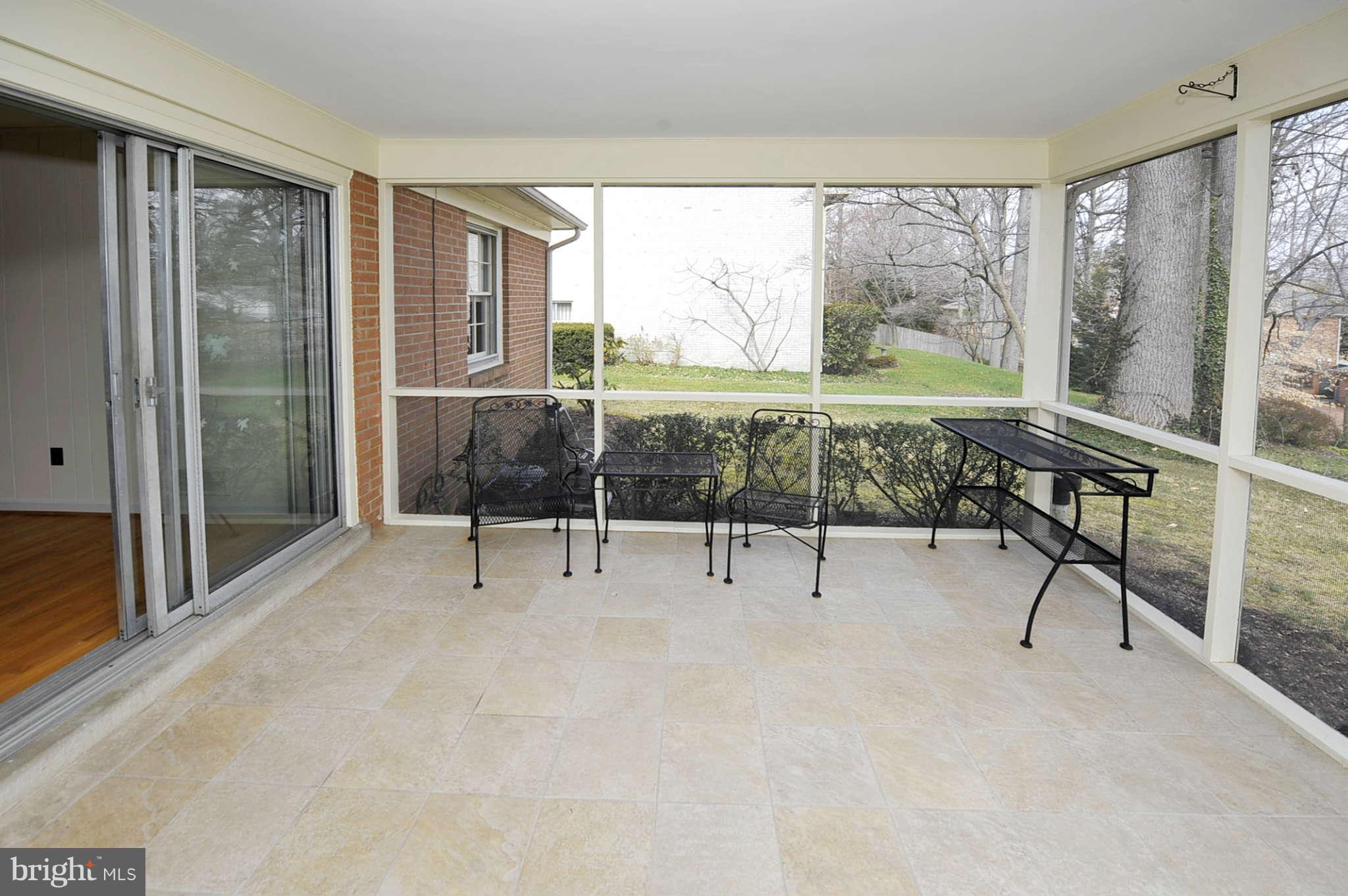 6324 Lenox Road Bethesda, MD 20817 - Photo 14 of 30 Exterior (Rear)