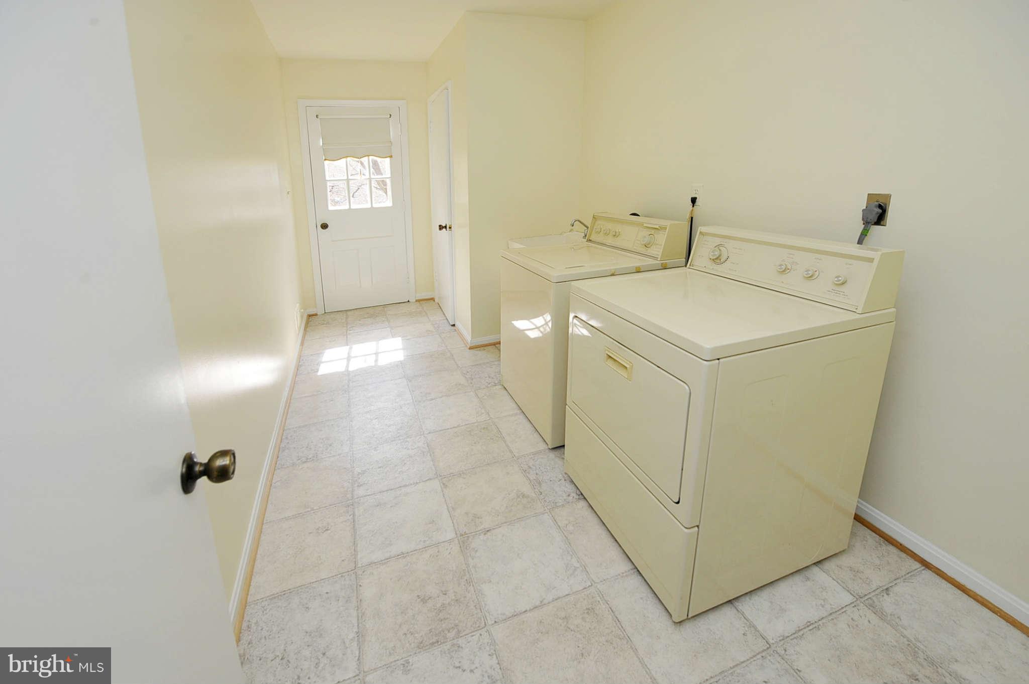6324 Lenox Road Bethesda, MD 20817 - Photo 15 of 30 Interior (General)