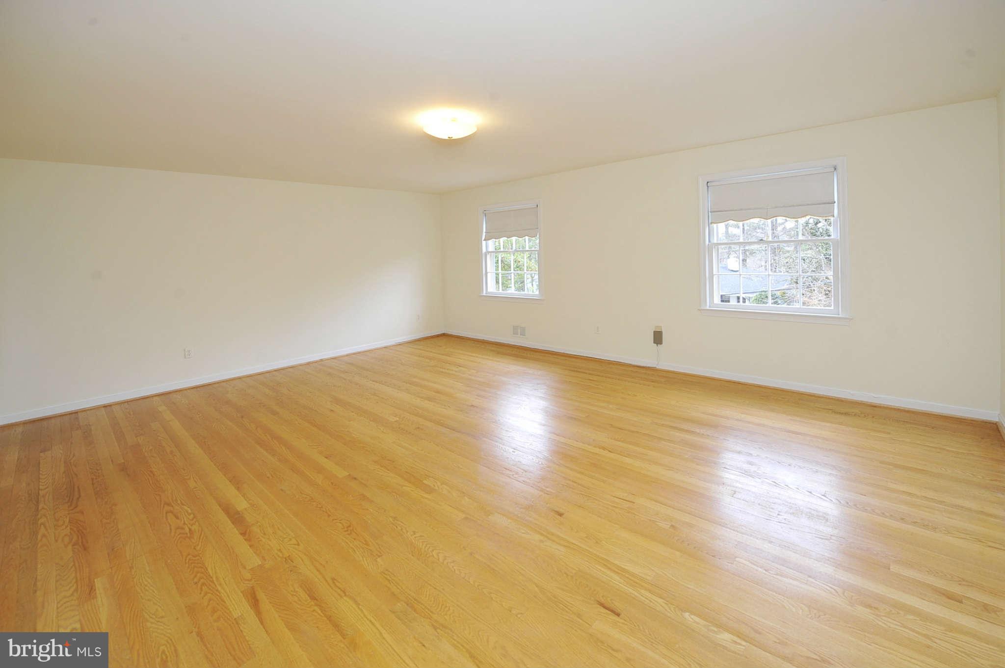 6324 Lenox Road Bethesda, MD 20817 - Photo 16 of 30 Bedroom (Master)