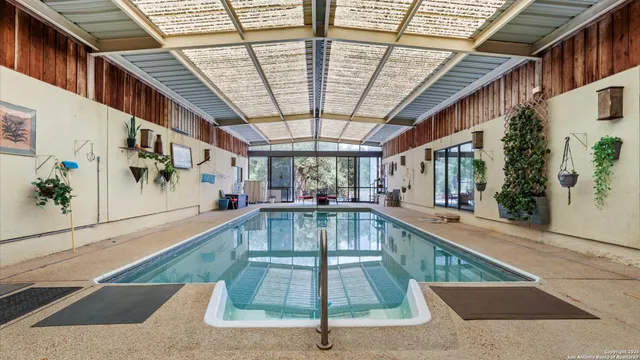 a view of a living room