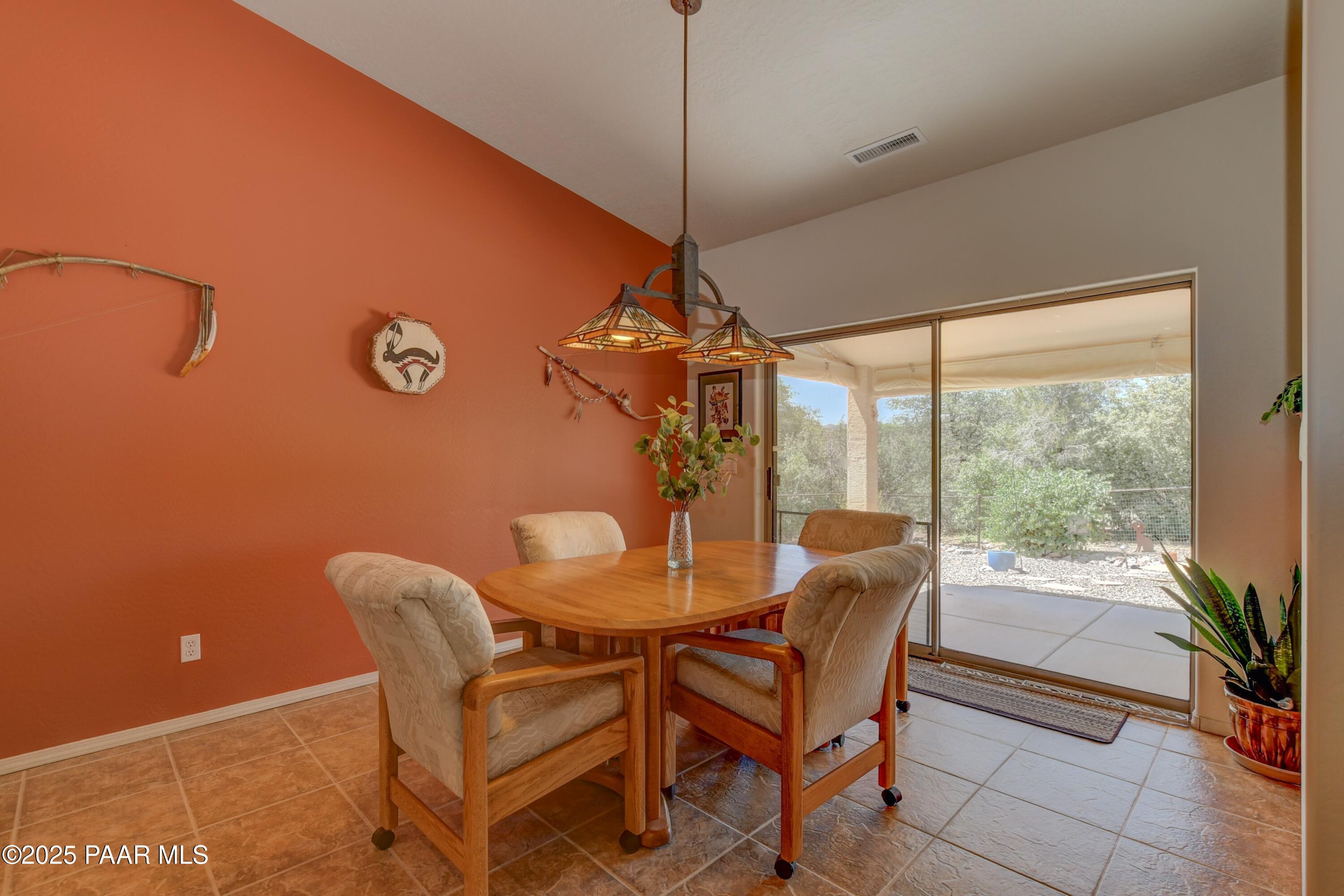 2685 West Willow Oak Road Prescott, AZ 86305 - Photo 12 of 35 Dining Room 1