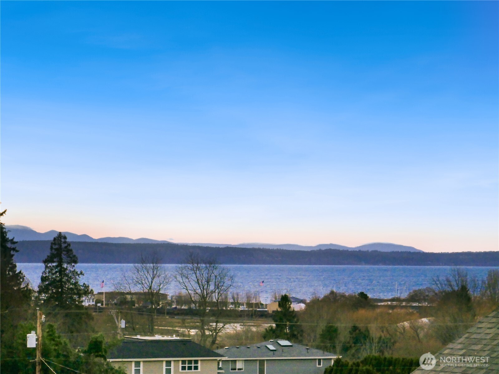 654 5th Avenue South, Unit 404 Edmonds, WA 98020 - Photo 26 of 32