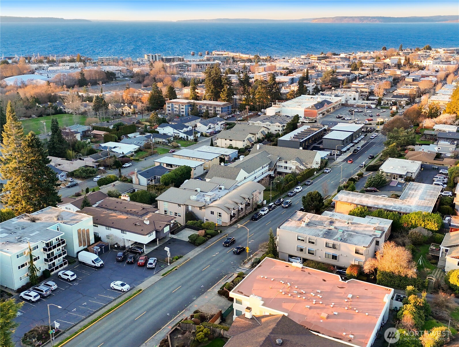 654 5th Avenue South, Unit 404 Edmonds, WA 98020 - Photo 30 of 32