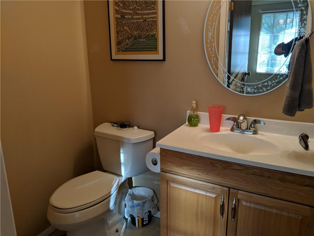 374 Shady Ridge Drive Monroeville, PA 15146 - Photo 3 of 13 Gallery Image 3