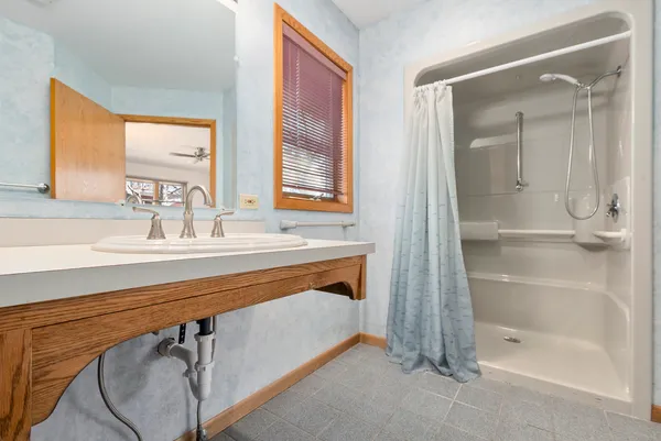 $329,900 | 18515 Dundee Avenue, Homewood, IL 60430