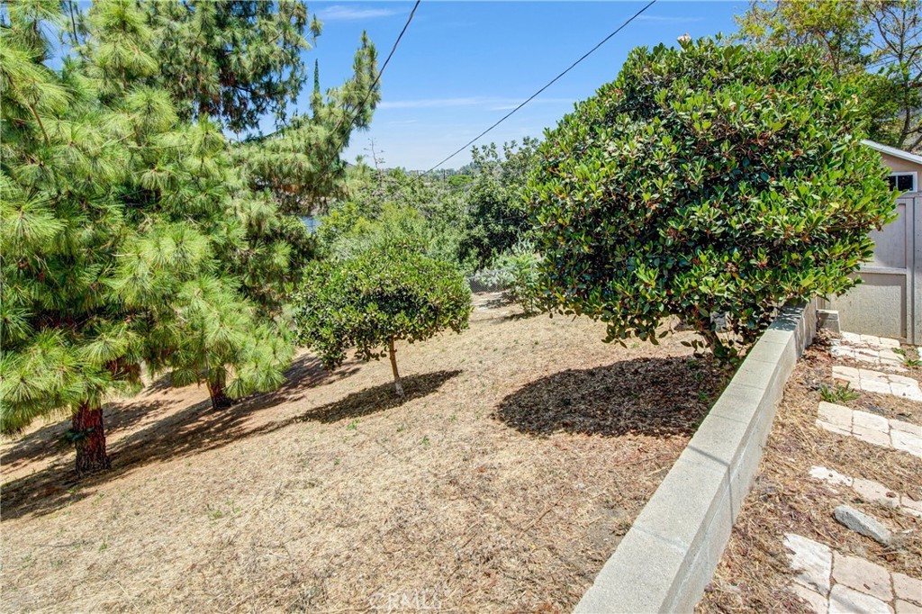 3975 Barrett Road Los Angeles, CA 90032 - Photo 23 of 24 Gallery Image 23