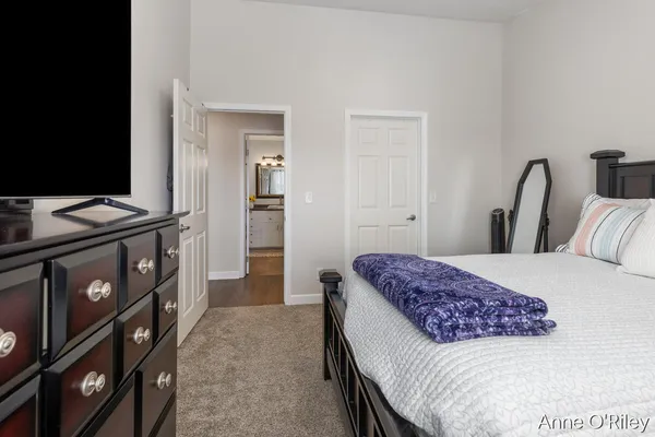 $215,000 | 8348 North Jasonville Court Southeast, Unit 33, Caledonia, MI 49316