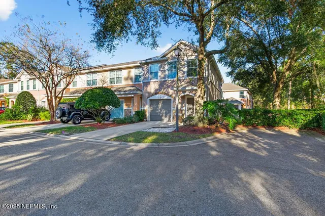 $1,850 | 13501 Gemfire Court, Jacksonville, FL 32258