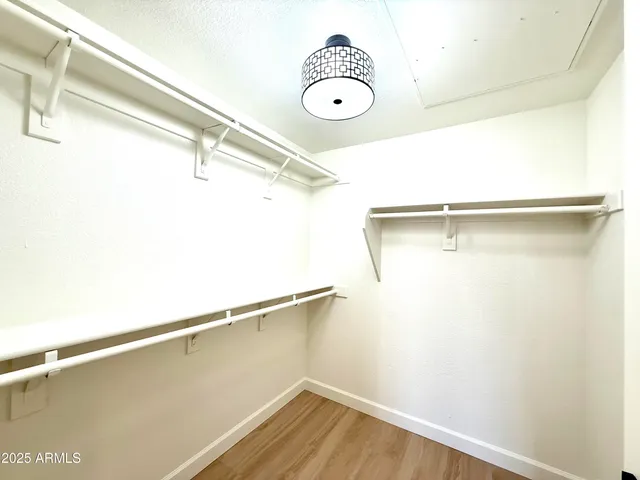 $2,300 | 7401 West Arrowhead Clubhouse Drive, Unit 1015, Glendale, AZ 85308