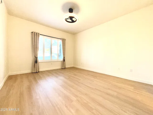 $2,300 | 7401 West Arrowhead Clubhouse Drive, Unit 1015, Glendale, AZ 85308