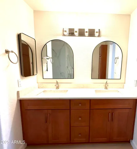 $2,300 | 7401 West Arrowhead Clubhouse Drive, Unit 1015, Glendale, AZ 85308