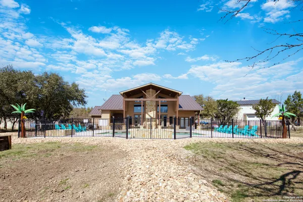 $925,000 | 24 Morning Dew, Concan, TX 78838