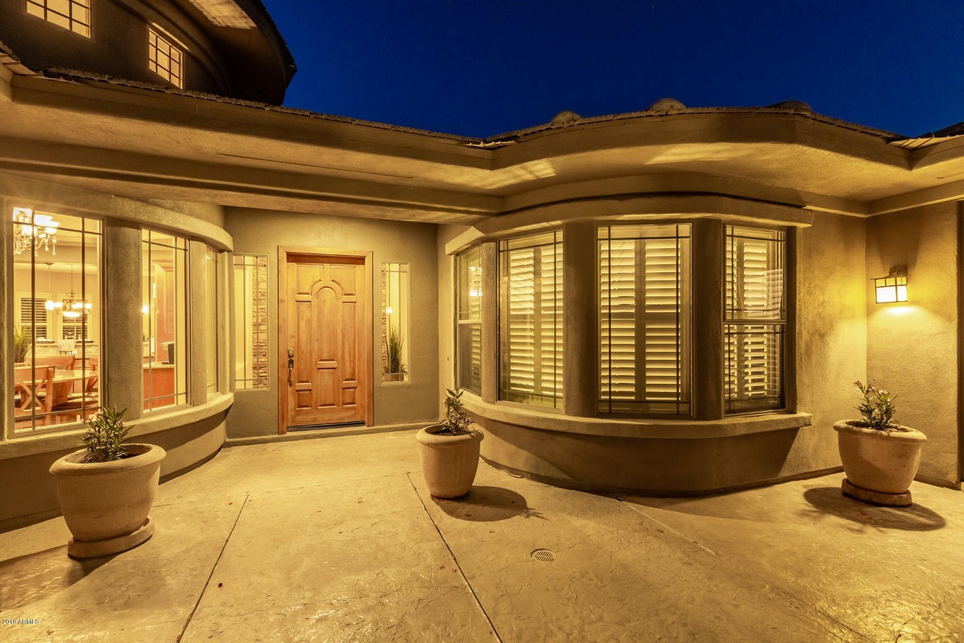18122 West Narramore Road Goodyear, AZ 85338 - Photo 6 of 67 Entry