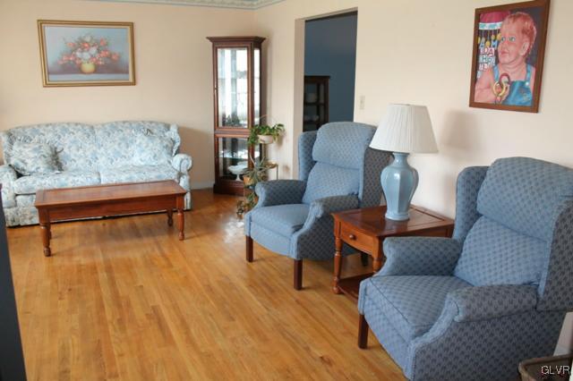 459 Nolf Road Nazareth, PA 18064 - Photo 4 of 23 a living room with furniture and a couch