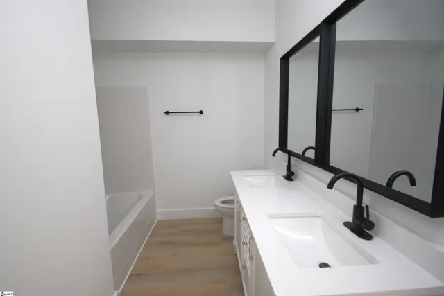 $1,800 | 404 Sierra Road, Spartanburg, SC 29301