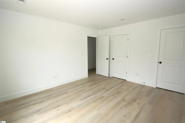 $1,800 | 404 Sierra Road, Spartanburg, SC 29301