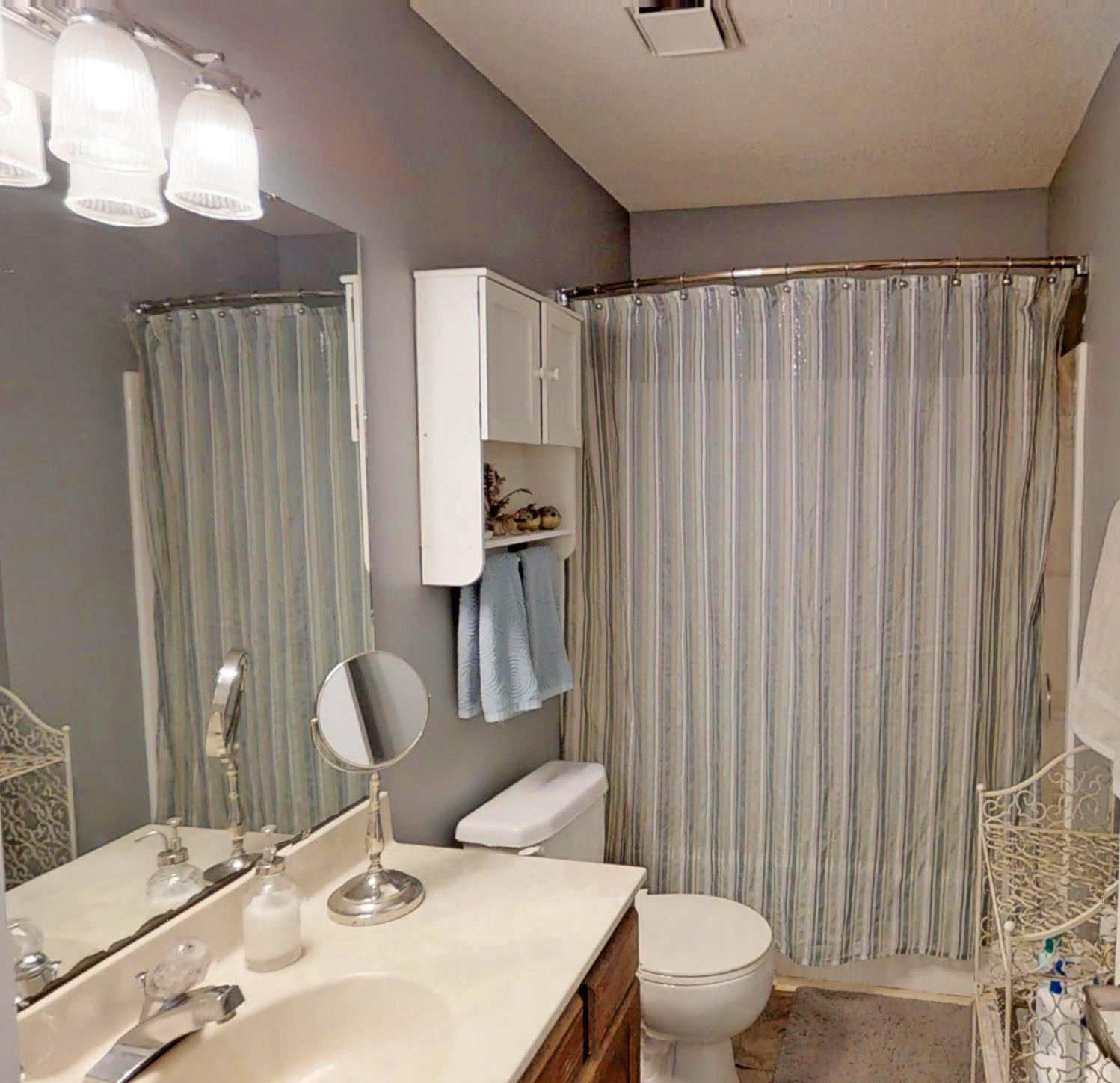 1403 School House Road Mount Pleasant, SC 29464 - Photo 19 of 24 2nd Floor Bathroom 2