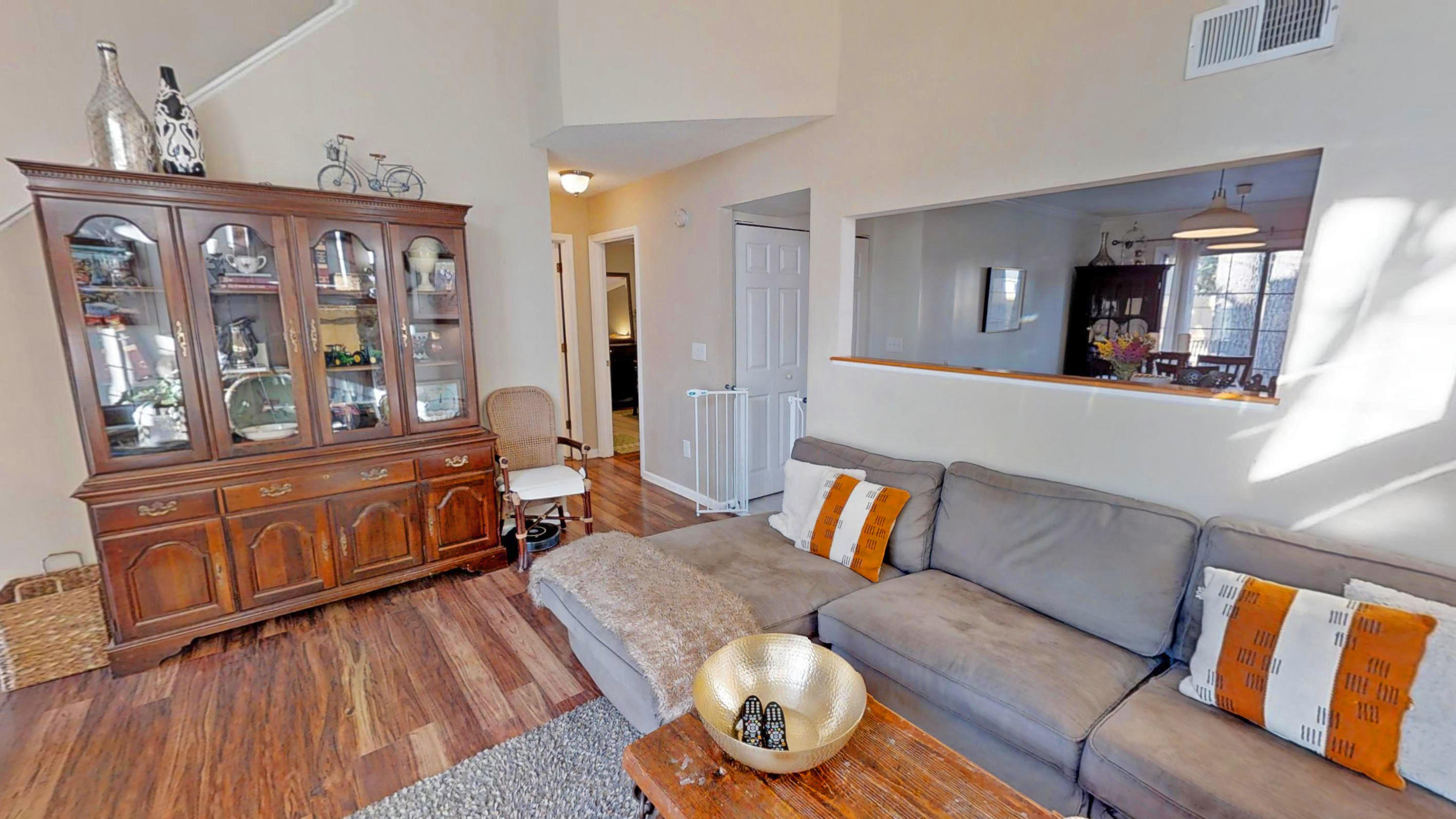 1403 School House Road Mount Pleasant, SC 29464 - Photo 3 of 24 Family Room 2