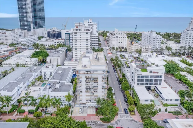 $344,900 | 245 18th Street, Unit 305, Miami Beach, FL 33139