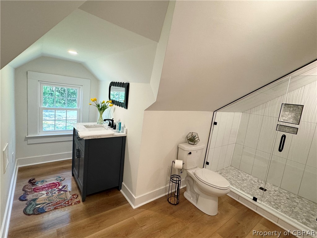 204 Pine Hall Road Mathews, VA 23109 - Photo 22 of 29 Upstairs full bathroom.