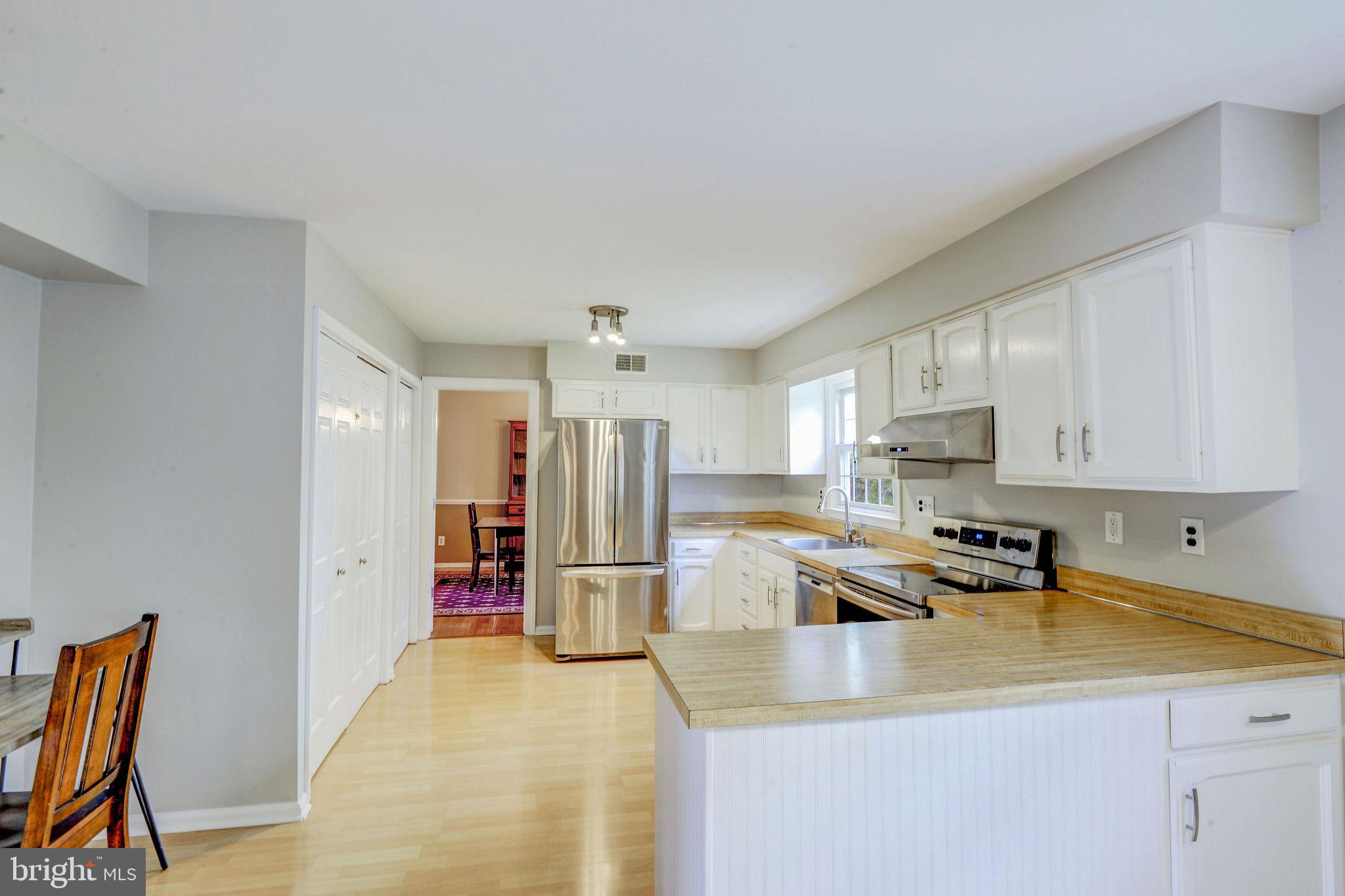 428 Ramsey Road Yardley, PA 19067 - Photo 9 of 42 Kitchen