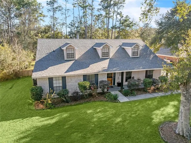 $425,000 | 420 Nighthawk Drive, Slidell, LA 70461