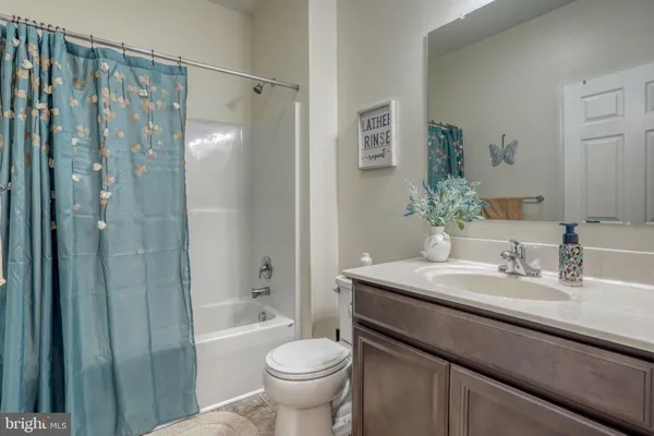 $459,999 | 320 Clear Stream Drive, Dover, DE 19904