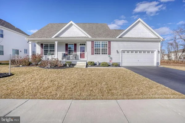 $459,999 | 320 Clear Stream Drive, Dover, DE 19904