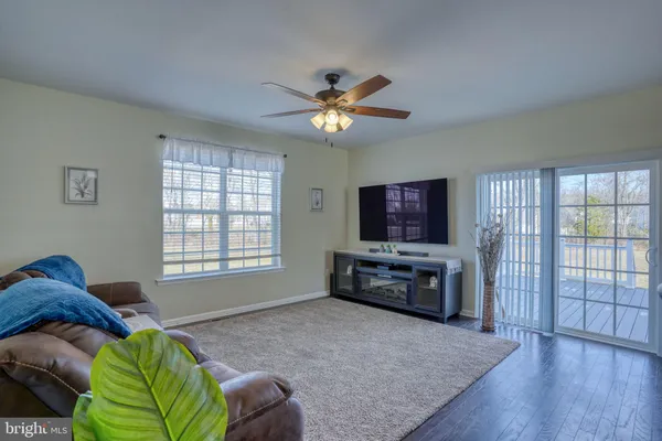$459,999 | 320 Clear Stream Drive, Dover, DE 19904