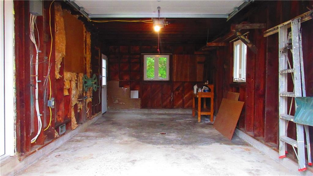 208 Steppland Road Butler, PA 16002 - Photo 20 of 25 Close up of the garage interior.