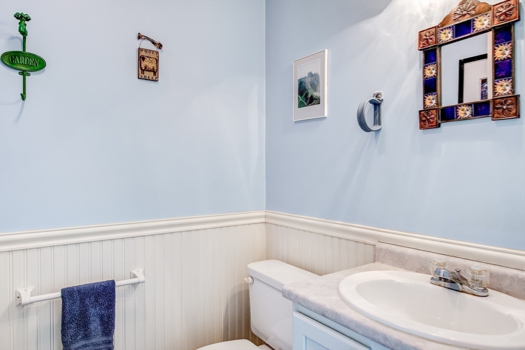 58 Castle Road Fitchburg, MA 01420 - Photo 18 of 38 Gallery Image 18