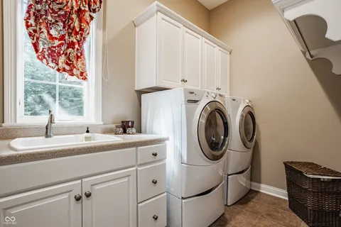 $925,000 | 985 Oscar Lane, Carmel, IN 46032