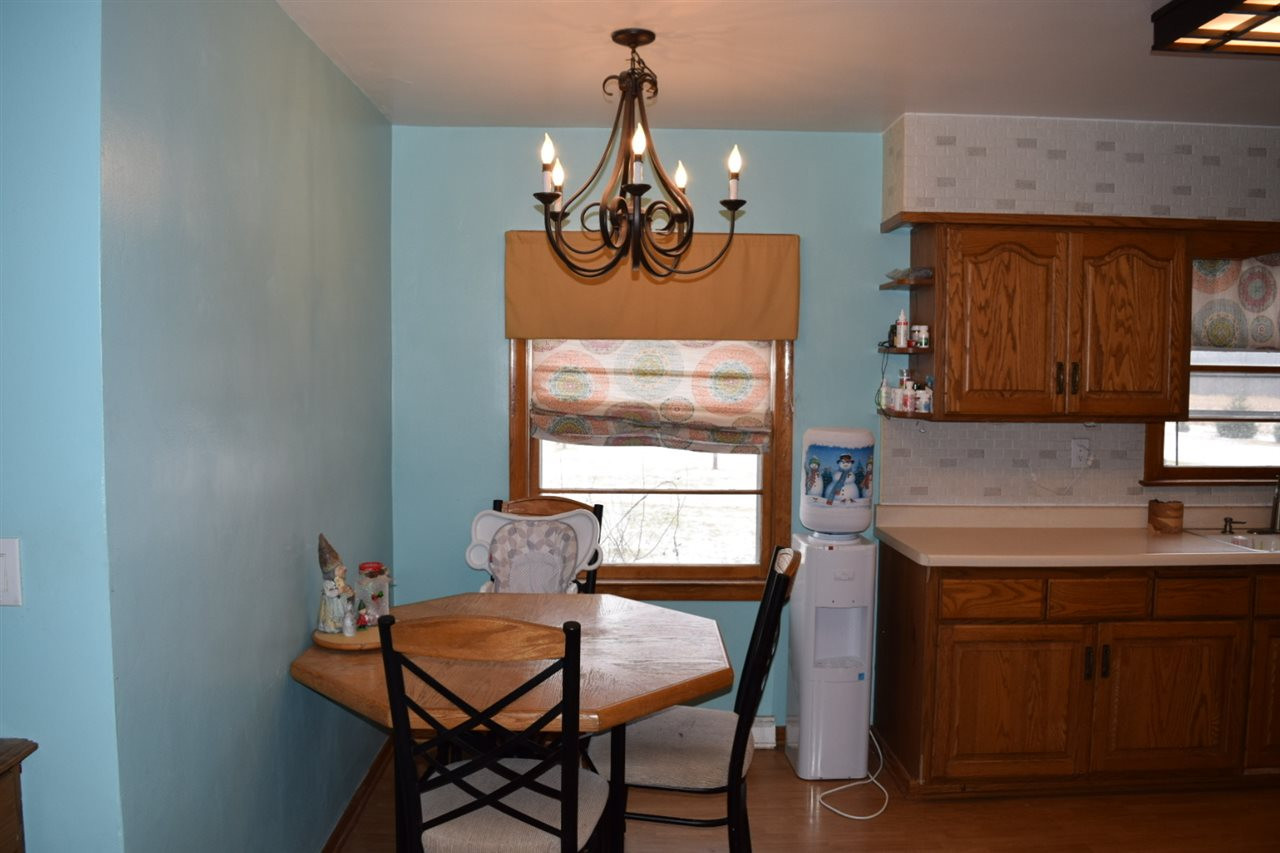 1355 Maplegrove Road Jackson, MI 49201 - Photo 8 of 18 Photo 8