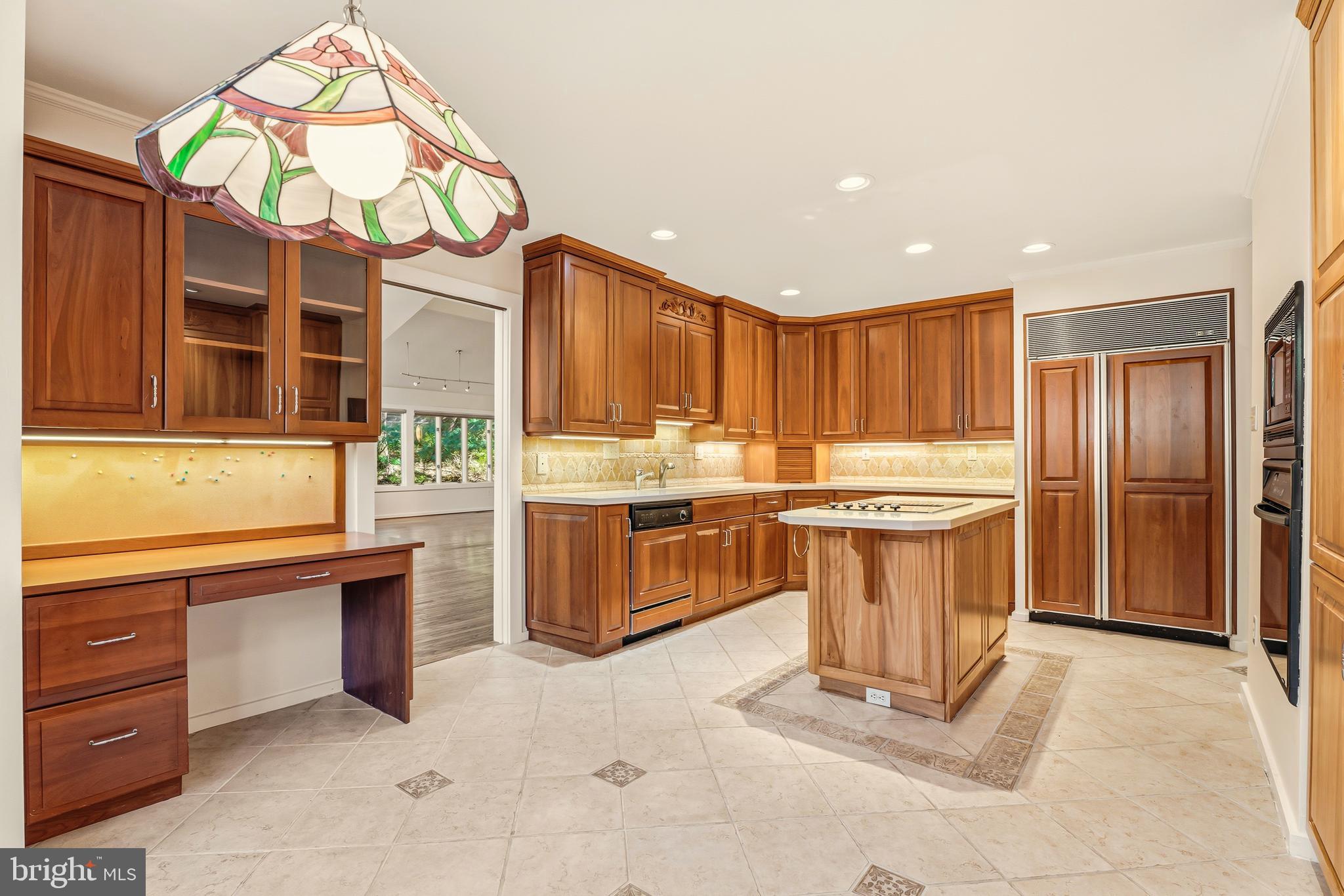 2 Riderwood Station Towson, MD 21204 - Photo 16 of 58 Kitchen