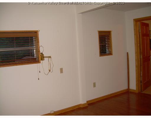 925 Chaps Fork Road Charleston, WV 25312 - Photo 4 of 8 Interior Space/Layout.