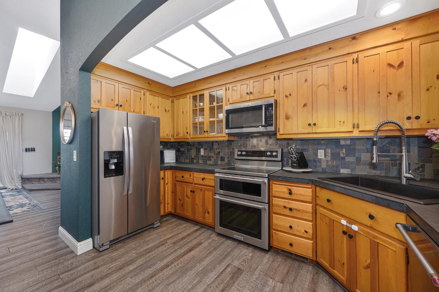 2101 Secret Diggin Court Cool, CA 95614 - Photo 21 of 50